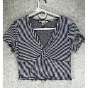 Caution to the Wind Blue Striped Crop Top Women’s size Small V Neck